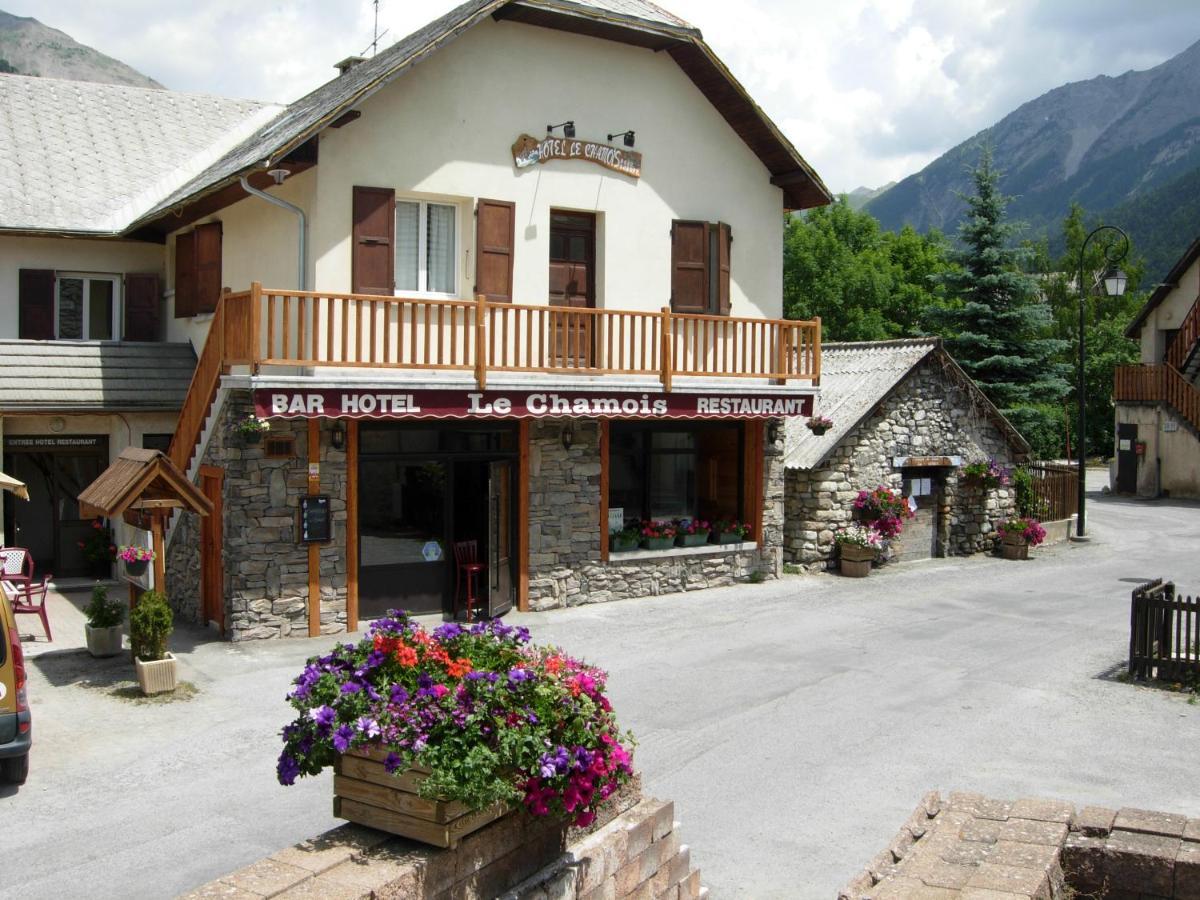 Hotel Restaurant Le Chamois Ancelle Exteriér fotografie